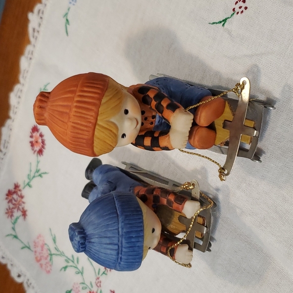DECOR Enesco Porcelain Adorable 1981 Porcelain 2 Country Cousins Boy & Girl - Picture 7 of 16